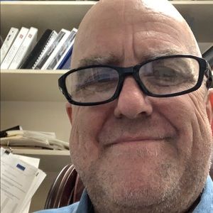 Meet your Posher, Robert